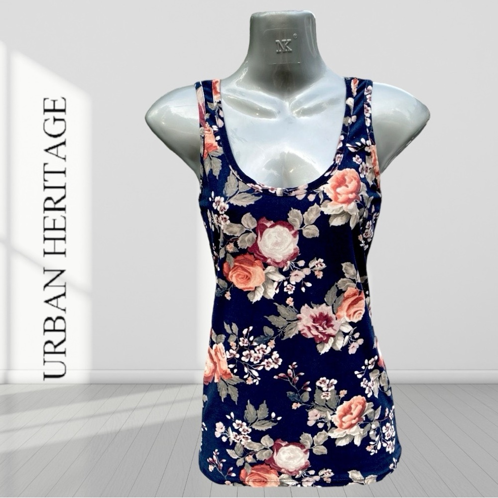 🌼3/$15🌼 woman’s Urban Heritage Tank top size M